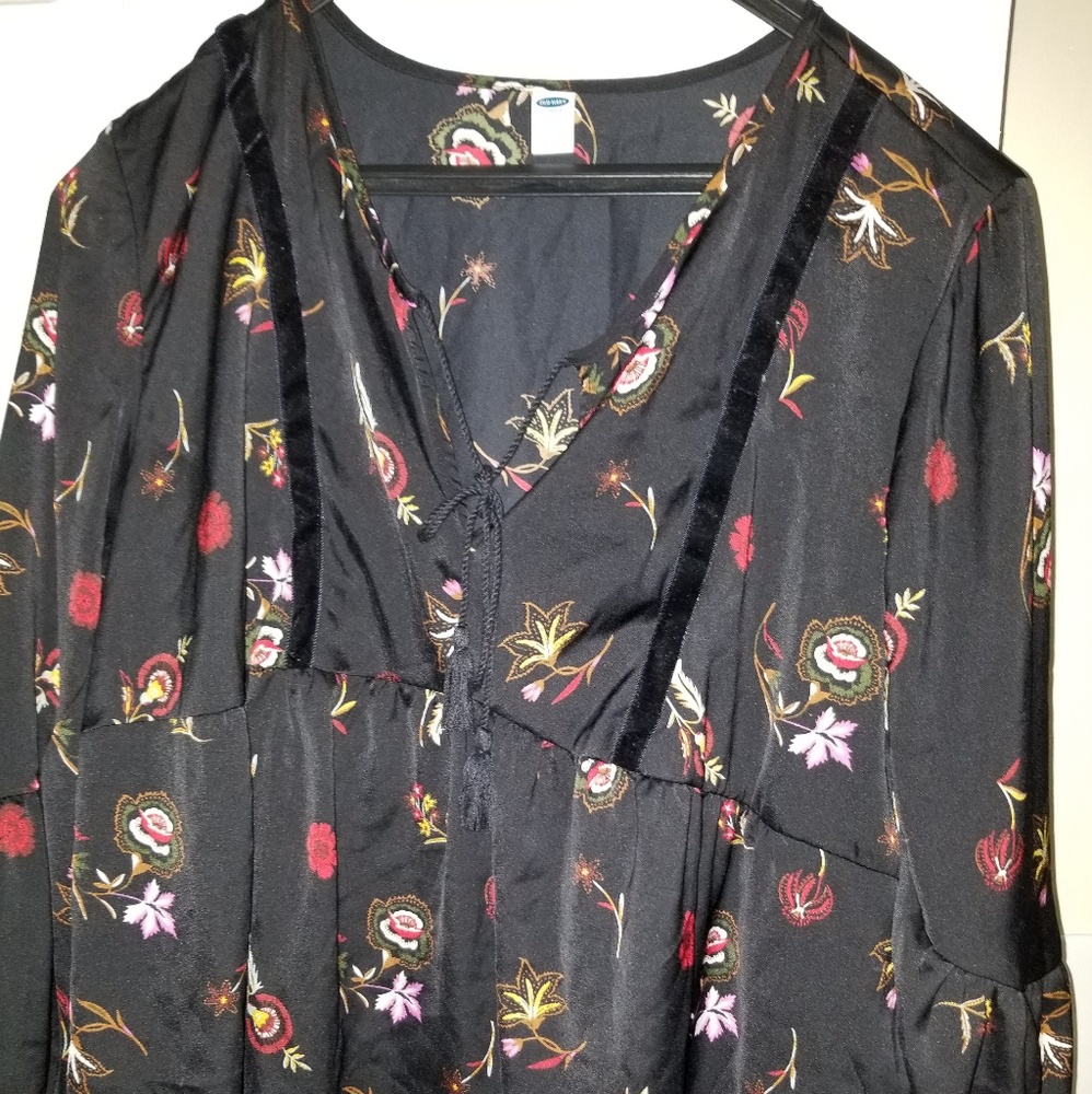 NWOT Black Floral Blouse